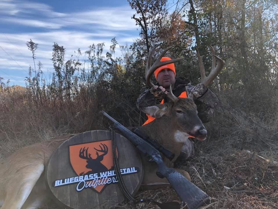 bluegrass whitetail pic